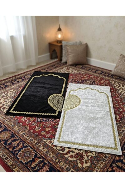 BEHREM ENES Heart-Shaped Embroidered Dowry Prayer Rug Set