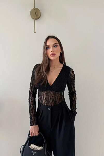 MOZENA Double-Breasted Collar Lace Bodysuit