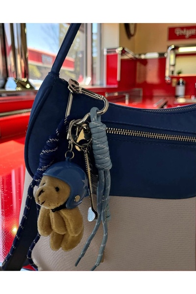 Xui Retro Kasklı Teddy Ayıcık Beyzbol Sopası Çanta Charm&Teddy Ayıcık Detaylı...