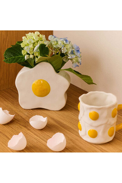 Flying Tiger Copenhagen Yumurta Şeklinde Seramik Vazo