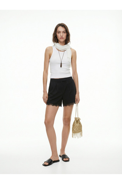 Babushka Black Lace Detailed Shorts