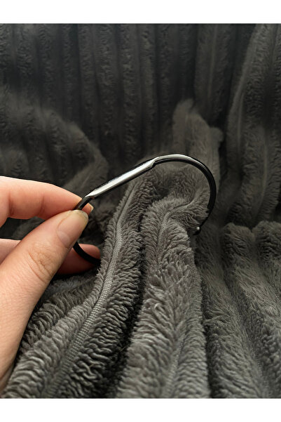 Mutluluk Kutunda Var Spotfy Black Handcuffs