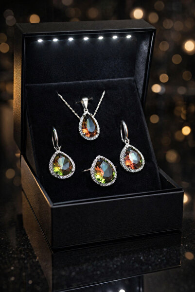 ZULTANİTÜRKİYE 925 Ayar Gümüş Damla Kesim Zultanit Taşlı Işıltılı Lüks Set (K...