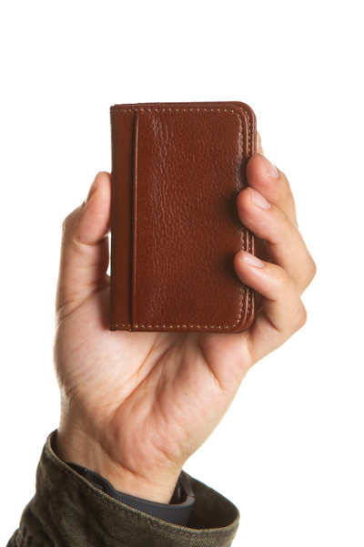 Niki Leather حامل بطاقات صغير من الجلد الطبيعي من ميلبورن