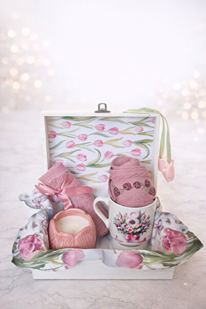 NODITTUDE 3. 🌷 Cutie Cadou „Lalele pentru Tine”