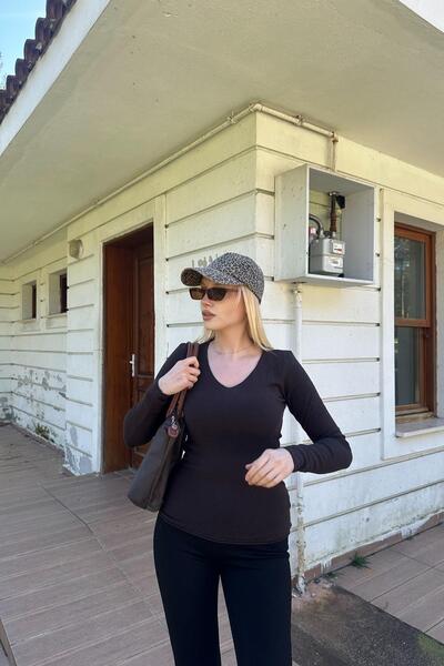 lizge giyim V-Neck Cashmere Ultra Light Knitwear Sweater