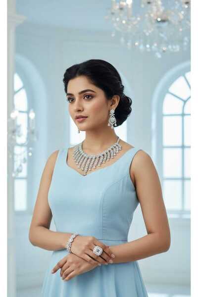 Arjwan Accessories A stunning women's jewelry accessory set