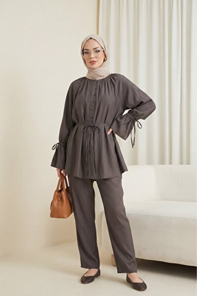 Modamorfo Double Set with Gathered Collar Detail, Tie at the Waist and Tie-Do...