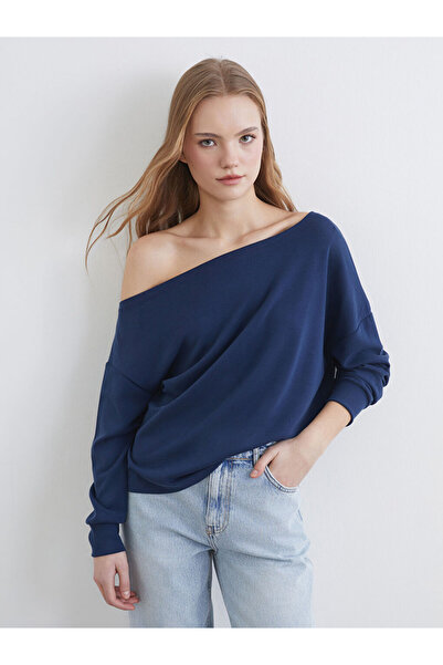 LC Waikiki بلوزة Seçimler I واسعة ذات ياقة روبا ناعمة الملمس من Freezen Store