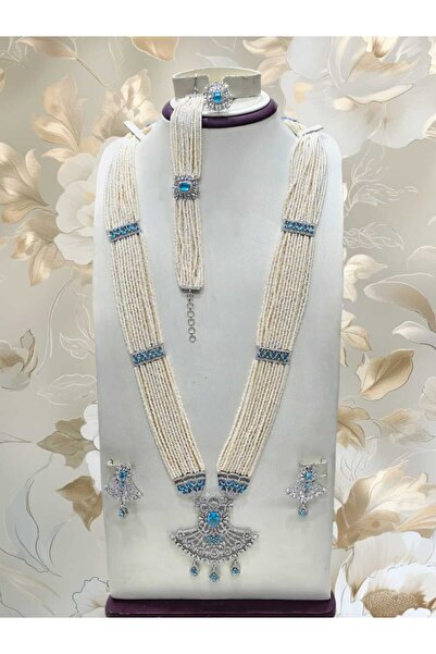 Arjwan Accessories A stunning women's jewelry accessory set