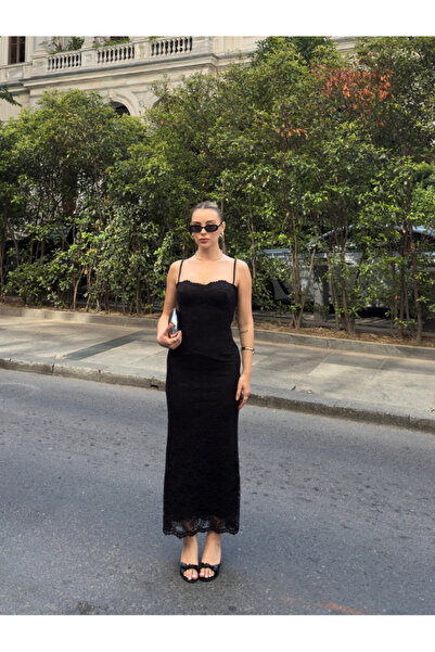 thelowely Lace Dress