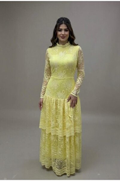 NALA FASHION A luxurious yellow evening dress made of fine lace,