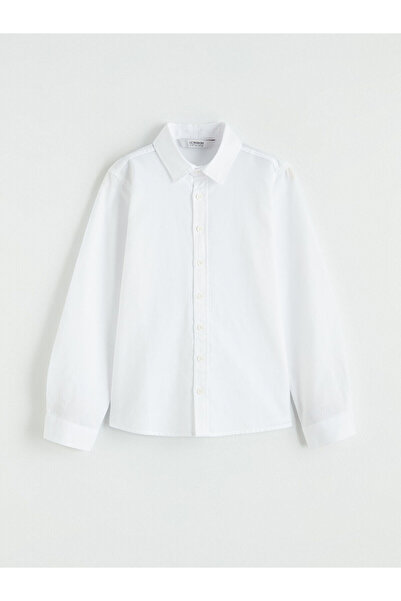 LC Waikiki قميص أكسفورد للأولاد بأكمام طويلة باللون الأبيض من مجموعة إلسيفا