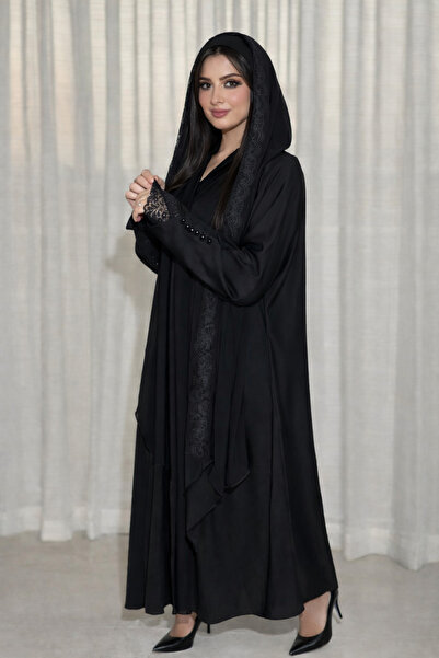 NND عباية بقماش الكريب مزينه بدانتيل علي الاكمام وكذلك الطرحة