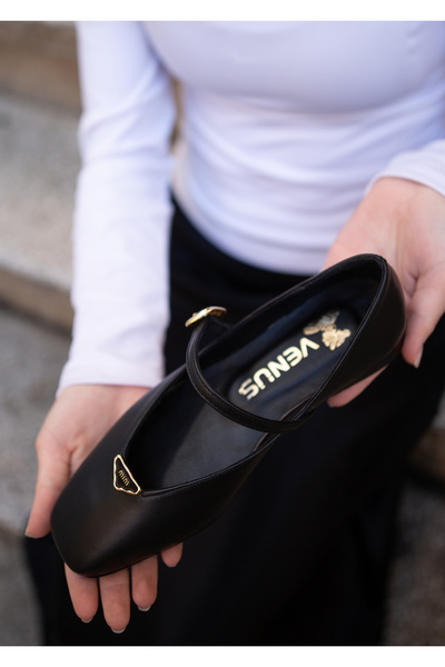 Venüs 2511109 Hakiki Deri Bant Toka Detaylı Kadın Babet