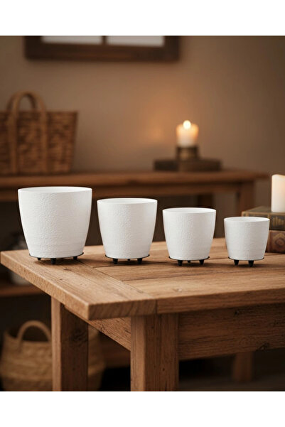 Twin Store مي للواردات ®   مجموعة من 4 أواني زهور بيضاء ثلاثية الأبعاد مع قوا...