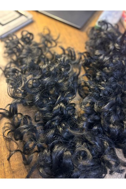 YASEMİN KAPLAN Black Ready-To-Wear Bun Clip, Wavy Voluminous Ponytail, Snap-On Bun Accessory