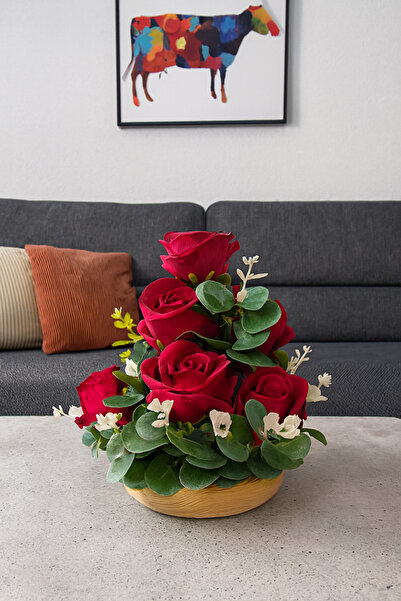 SAKLI ATÖLYEM Dekoratif Ahşap Vazoda Yapay Kırmızı Gül Aranjmanı – Şık Ev & O...