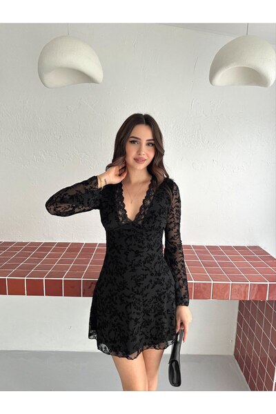 02Lady Fashion Flocked Printed Lace Detailed V-Neck Dress