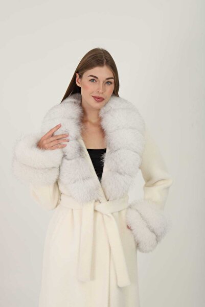 ESİN GİYİM Luxury Serisi Alcantara Kürk Yaka ve Manşet Detaylı Kuşaklı Kaban