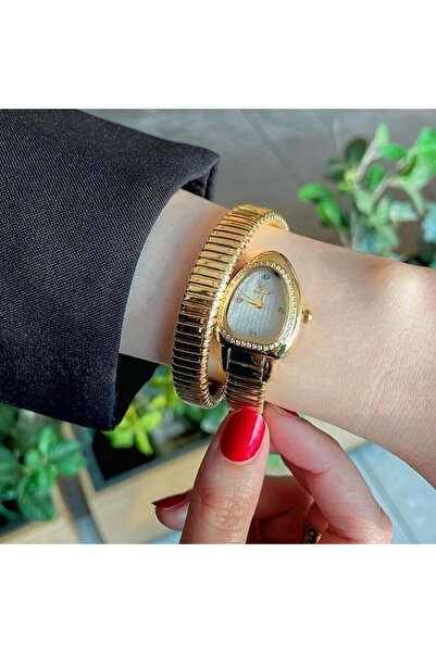 Cotier A delicate women's watch in gold
