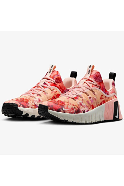 Nike Free Metcon 6 AMP Washed Coral Black Sail