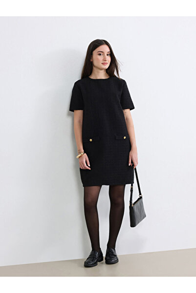 LC Waikiki Timeless Clothing & Zamansız Seçimler Petite Sıfır Roba Yaka Mini ...