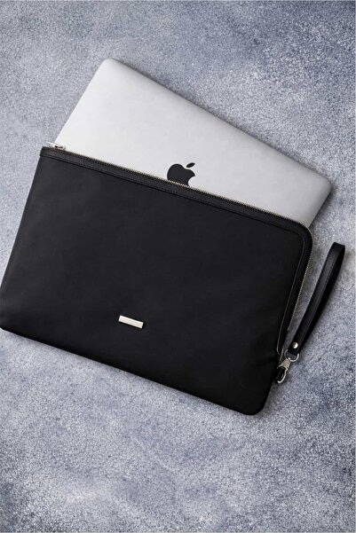 Yuka Atelier Waterproof Black 13 Inch Laptop & Tablet Compatible Zippered Case