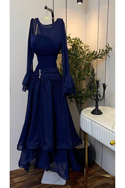 alweshah alahmar Shiny dress