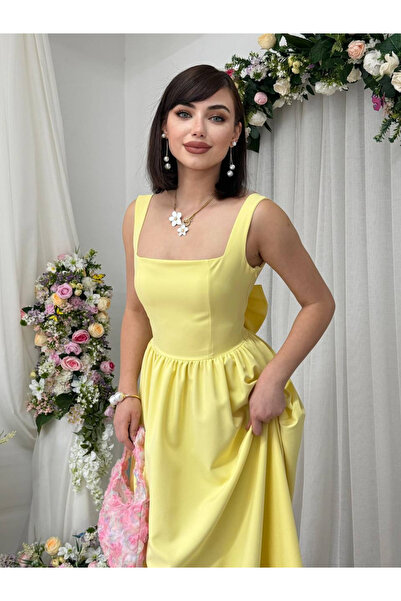 MODA DURAĞI Askılı Kare Yaka Fiyonk Detaylı Uzun Elbise Sarı