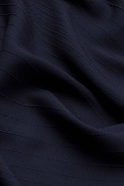 praye Striped Textured Shawl Navy Blue