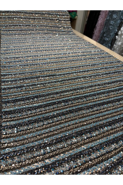 OsmanKumaşDantel Yoğun boncuk ve taş işlemeli makina kasnas dantel (100x150cm)