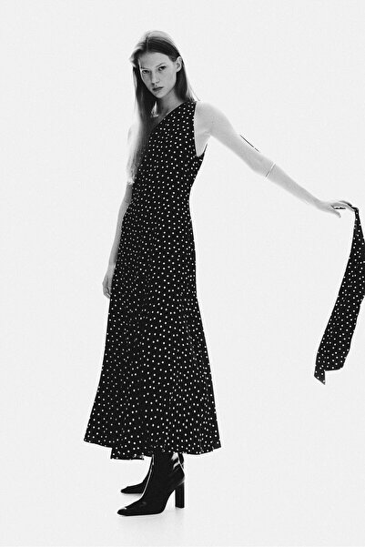 H&M فستان ساتان بتفاصيل وشاح