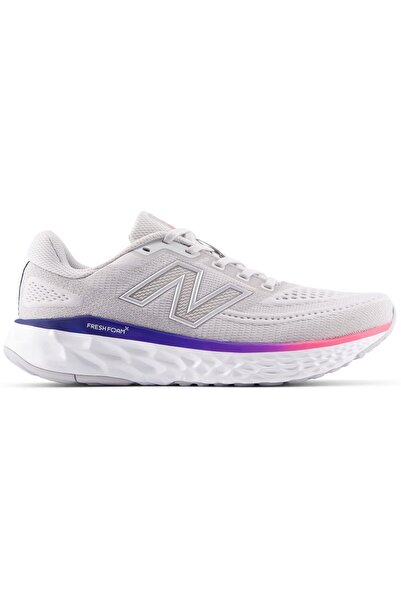 New Balance Evoz