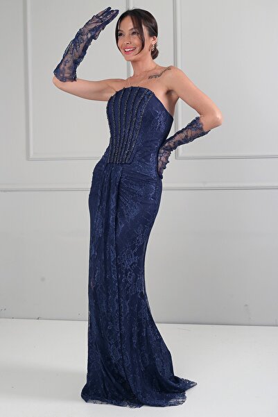 By Saygı Kadın Straplez Boncuk Detaylı Astarlı Uzun Dantel Elbise