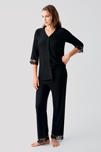 Artış Three Quarter Sleeve Lace Buttoned Flexible Viscose Pajama Set