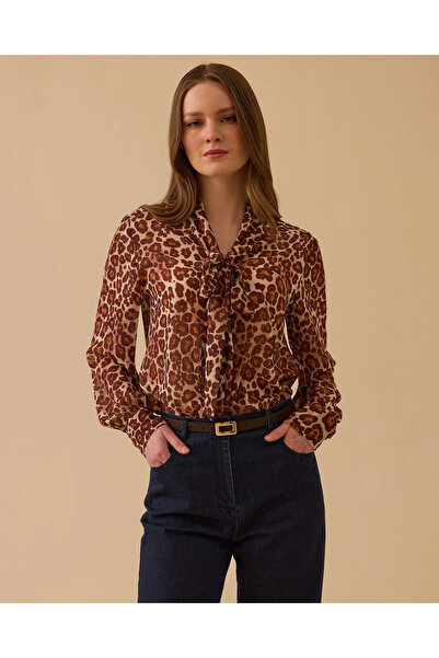 SEÇİL Fular Yakalı Leopar Desen Gömlek