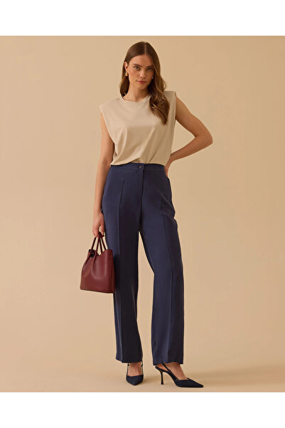 SCL Pantaloni cu talie normală, uni, croială