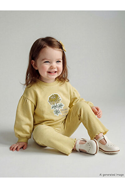 LC Waikiki Rmz Gi̇yi̇m Farkiyla Floral Printed Baby Girl Sweatshirt and Leggings