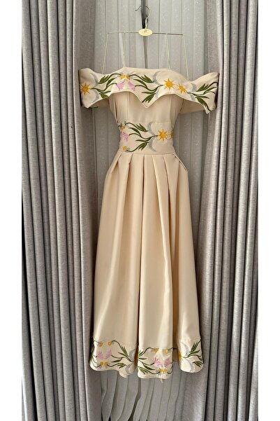 ADORA Luxury Barbie dress with computer-generated design (please choose your ...