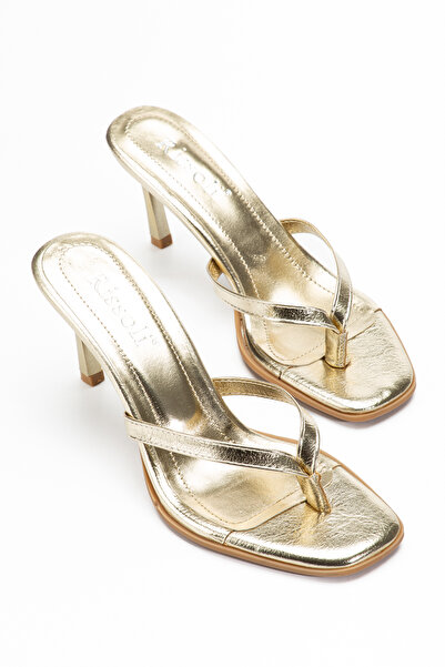 RİSSOLİ Kadın Gold Kırışık Rugan Parmak Arası Topuklu Sandalet