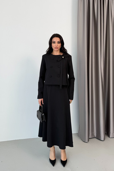 Serica Moda Set de fustă și jachetă neagră cu guler pentru bebeluși și detali...