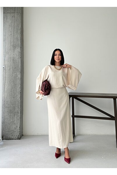 LE CARAMBOLE Γυναικείο μπεζ φόρεμα με μανίκια νυχτερίδα και δέσιμο στην πλάτη