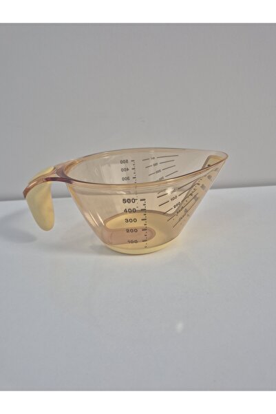 Tupperware Measuring cup