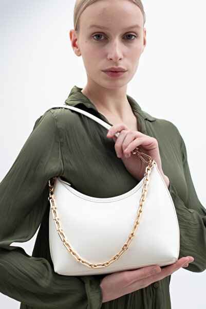 Matthew Cox حقيبة كتف نسائية باللون الأبيض BYN2475