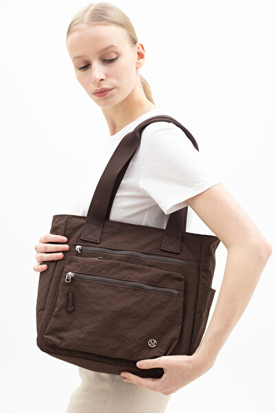 Matthew Cox Women's Shoulder Bag Brown Byn2517