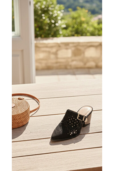 Frosty Μαύρες σουέτ παντόφλες