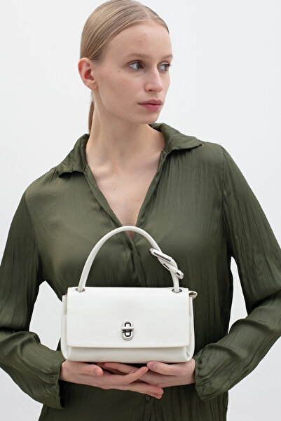 Matthew Cox حقيبة كتف نسائية بيضاء BYN2460