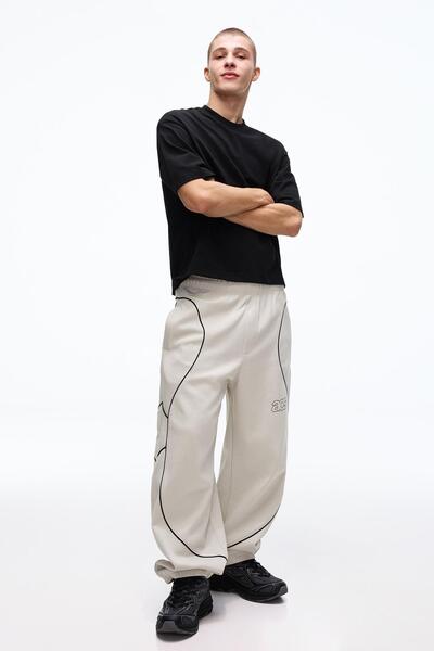 Bershka Baskılı balloon fit pantolon