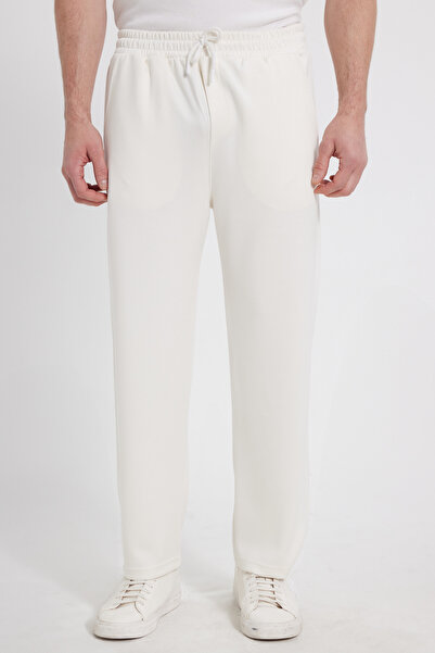 Tudors Ανδρικό παντελόνι φόρμας εκρού, χαλαρής εφαρμογής, άνετης κοπής, από ύ...